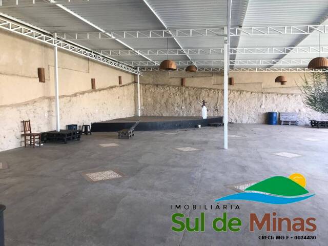 Salão Comercial para Venda em Munhoz - 4