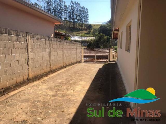 #311 - Casa para Venda em Ouro Fino - MG - 3